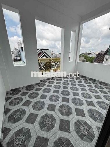 Nhà Như Lâu Đài - Giáp Tên Lửa - 48m2, 4 tầng , Hoàn Công - hơn 6ty