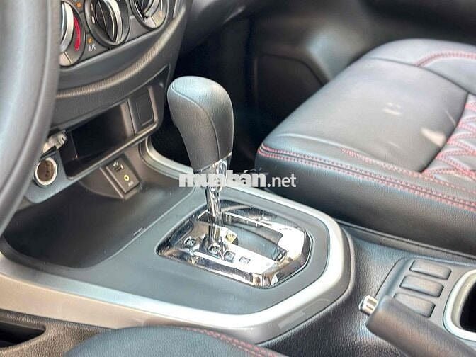 Nissan Navara 2023 EL 2.3 AT 2WD - 48000 km