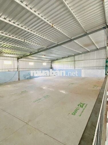 Cho thuê kho khu văn hóa Tây Đô .giá 10tr. 162mv lộ 16m.
