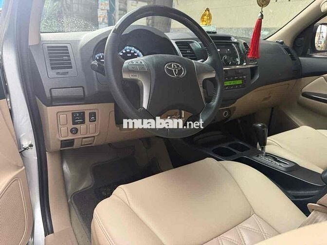Toyota Fortuner 2016 số tự động