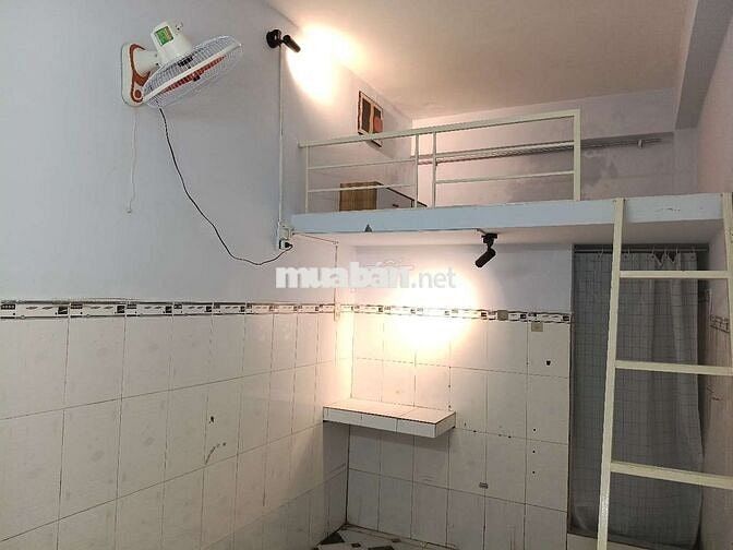 Phòng cho thuê giá rẻ, giờ giấc tự do, khoá vân tay , ko phí quản lý