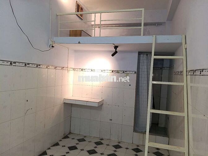 Phòng cho thuê giá rẻ, giờ giấc tự do, khoá vân tay , ko phí quản lý