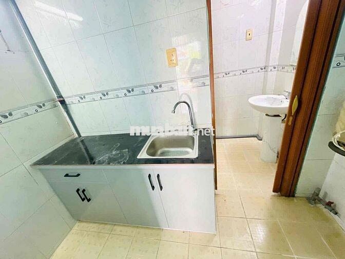3 Căn liền kề Lý Thánh Tông - 5tr5