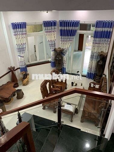 Nhà ngang 5m đúc 4 tấm,hẻm xe hơi căn góc không lộ giới phẩm p9 gv