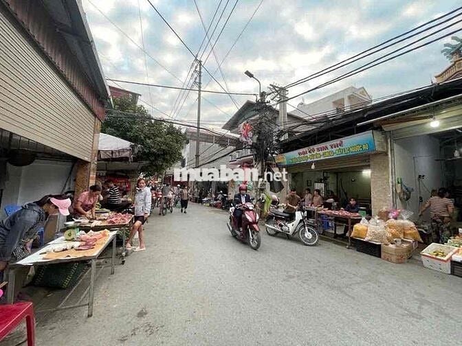 KHU VỰC HIẾM CÓ NGƯỜI BÁN-LÔ GÓC CỰC ĐẸP-TRỤC CHÍNH KINH DOANH SẦM UẤT