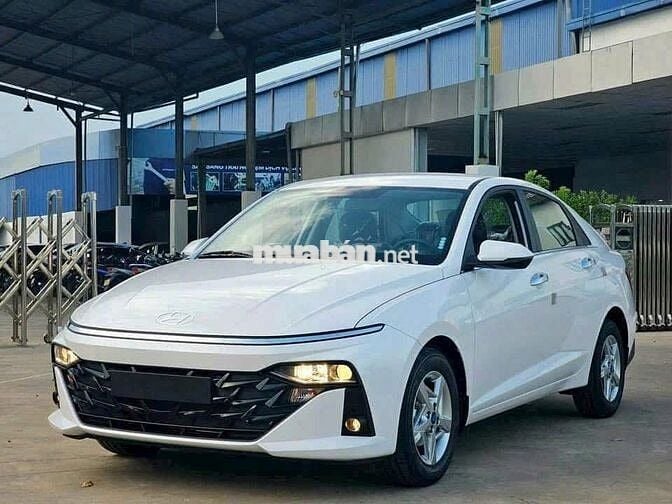 Hyundai Accent nhận xe chỉ 130 triệu đồng