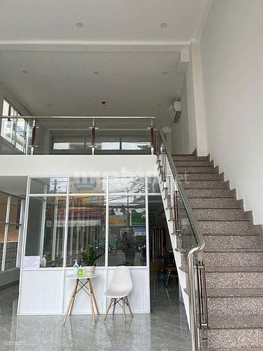Bán tòa nhà 2 mặt tiền Bình Thạnh, 6x52m nở hậu 10m, 4 tầng, giá 65 tỷ