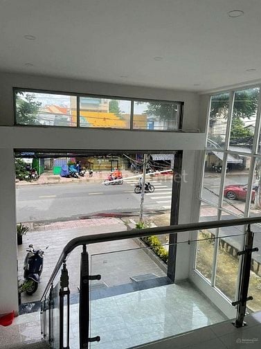 Bán tòa nhà 2 mặt tiền Bình Thạnh, 6x52m nở hậu 10m, 4 tầng, giá 65 tỷ