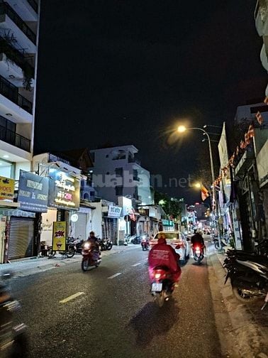  220 Nguyễn Văn Đậu P11, Q bình thạnh. DT sàn trên 100m2, 2 Lâù  ST