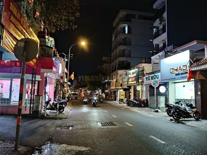  220 Nguyễn Văn Đậu P11, Q bình thạnh. DT sàn trên 100m2, 2 Lâù  ST