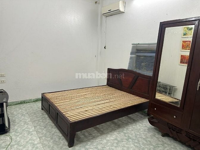 Cho thuê nhà 3 tầng ngõ 1 Phúc Tân Hoàn Kiếm Hà Nội