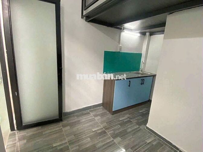 SIÊU PHẨM CÓ GÁC ĐƯỜNG PHAN VĂN TRỊ THUẬN TIỆN QUA BÌNH THẠNH FREE XE