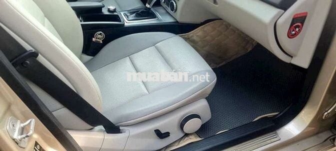 Mercedes Benz C Class 2012 C200 -
