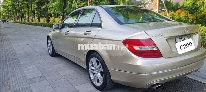 Mercedes Benz C Class 2012 C200 -