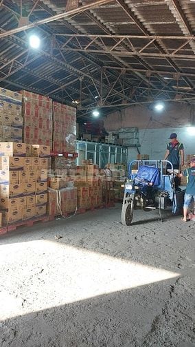 Cần tuyển Bốc xêp , Phụ xe giao hàng