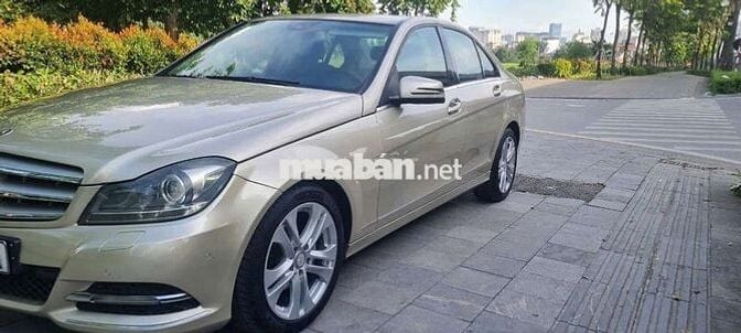 Mercedes Benz C Class 2012 C200 -