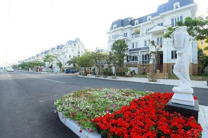 HÀNG HIẾM BIỆT THỰ LIỀN KỀ 144M VIEW CÔNG VIÊN NỘI KHU
