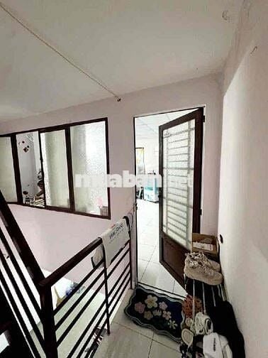 Nhà P.1 Quận 8 mà hẻm còn to - 50m2 - 4 tầng - 4 phòng , Hơn 6ty