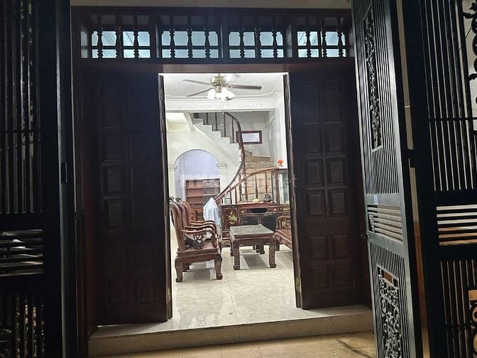 Cho thuê nhà 3 tầng ngõ 1 Phúc Tân Hoàn Kiếm Hà Nội
