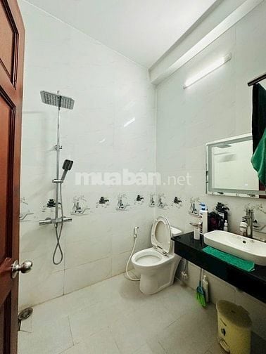 ⭐️Nhà DT:5,7x17m; đẹp Cao cấp hẻm xe hơi 1 trục Đường Số 8, P11