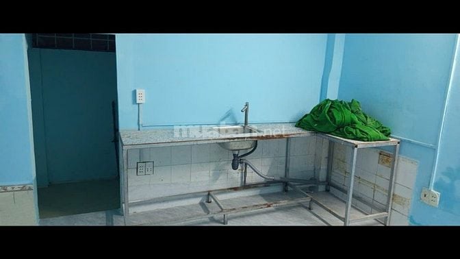 Nhà cho thuê chính chủ, mới nâng nền cao ráo, sạch đẹp.-6tr gần chọ 