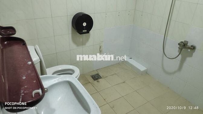 Dư 2 phòng trống 25m2 và 40m2, mặt tiền nhà phố Q.BT