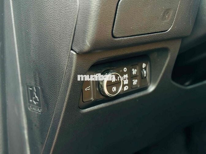 Ford Everest 2022 Titanium 2.0L 1 cầu- 48000 km