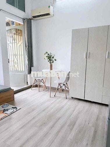 Studio ban công - Nguyễn Thiện Thuật - Quận 3