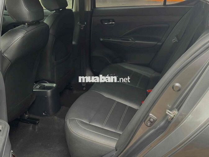 Nissan Almera 2023 VL - 72000 km còn BH, bao test