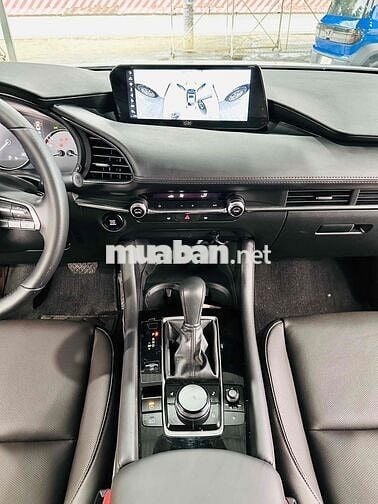 Mazda 3 12/2024 Luxury - 14000 km Vô Nhiều Đồ Chơi