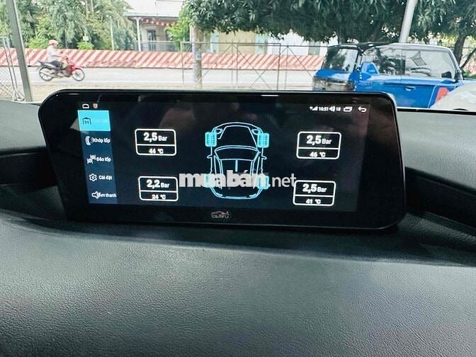 Mazda 3 12/2024 Luxury - 14000 km Vô Nhiều Đồ Chơi