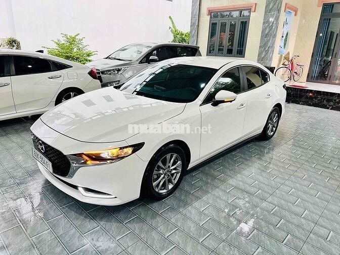 Mazda 3 12/2024 Luxury - 14000 km Vô Nhiều Đồ Chơi