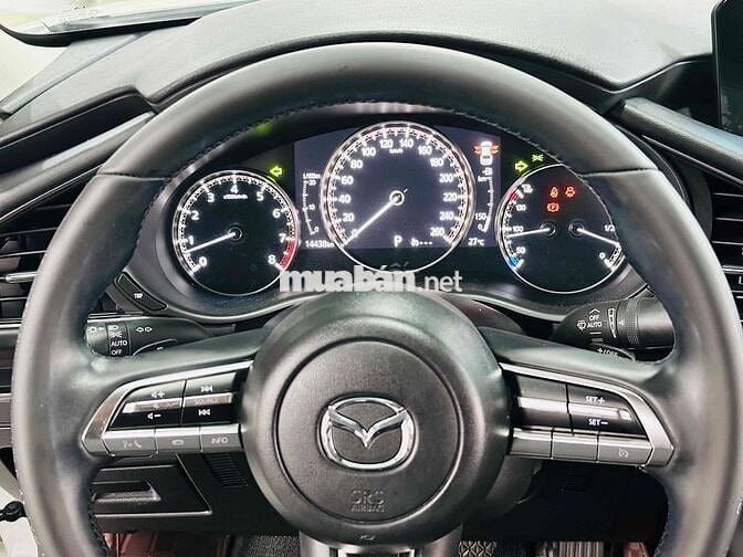 Mazda 3 12/2024 Luxury - 14000 km Vô Nhiều Đồ Chơi