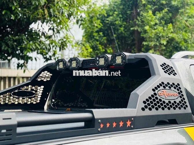 Nissan Navara 2022 VL 2.3 AT 4WD Cao cấp - 85000km