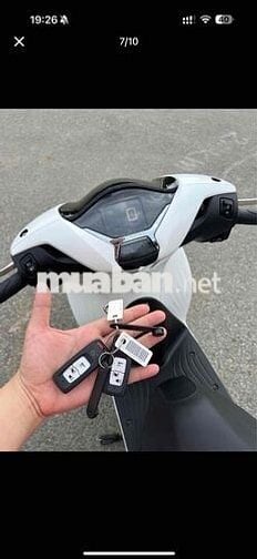 Honda Sh 160i CBS Dki 8/2025 chạy 1900Km như mới
