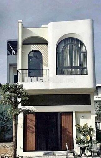 RA GẤP CĂN NHÀ PHỐ 1 TRỆT 1 LẦU