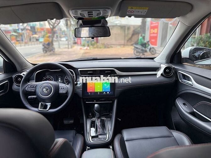 MG ZS Lux 2025 -odo 1200km tiết kiệm 100tr