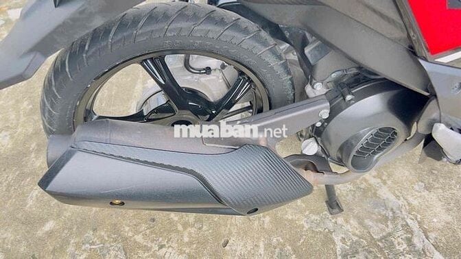 mio hs cầm tay