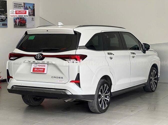 Toyota Veloz TOP 2025  -HT VAY GIÁ THƯƠNG LƯỢNG