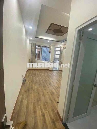 Cho thuê nhà đẹp đg số 7A khu tên lửa 5*20 nhà 4 tấm 6p giá 25tr