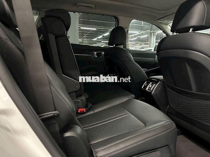 HOT - Kia Sorento 2.5G Premium 2025 Giá tốt