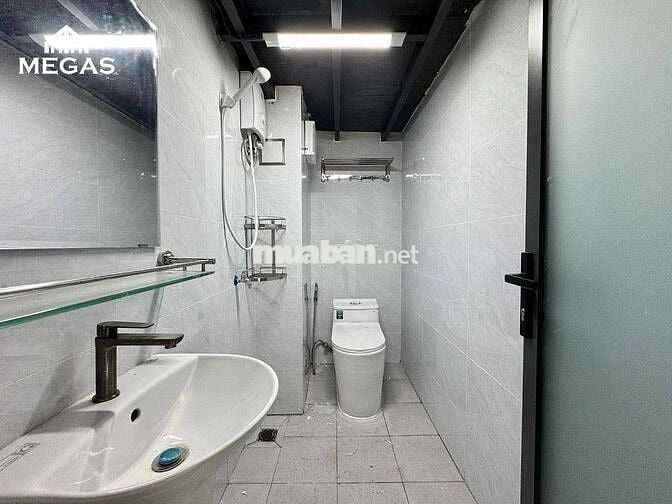 Phòng Trọ Gác Lớn Cửa Sổ Mới 30m2 Ngay Nguyễn Ảnh Thủ, Coop Hiệp Thành