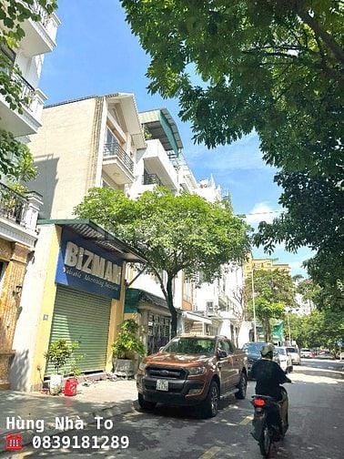 Bán nhà TĐC Giang Biên, 4 tầng vỉa hè kinh doanh dt 60m2 mt 5m