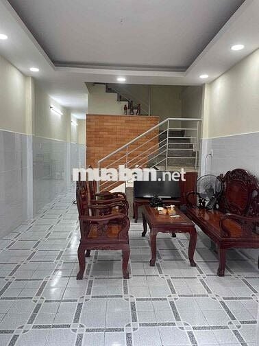 CHO THUÊ NHÀ HẺM 3 GÁC, 2 XET, THÀNH THÁI Q.10