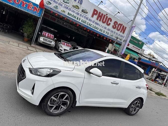 Hyundai Grand i10 2022 1.2 AT bản Full - 52000 km