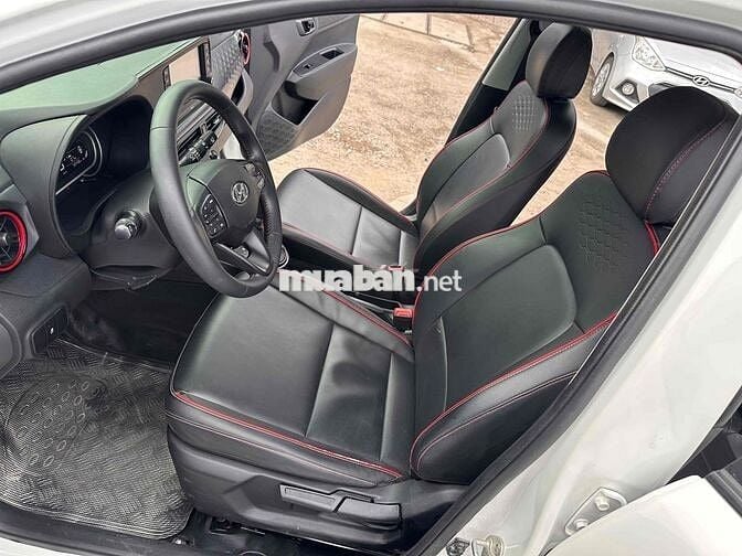 Hyundai Grand i10 2022 1.2 AT bản Full - 52000 km