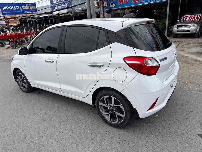 Hyundai Grand i10 2022 1.2 AT bản Full - 52000 km
