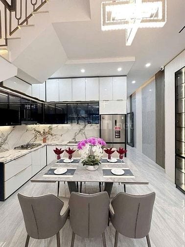 Nhà Đẹp Điện Biên Phủ, Q3 – Vị Trí Vàng, Sổ Hồng Riêng