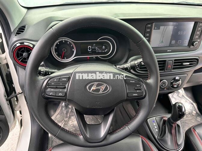 Hyundai Grand i10 2022 1.2 AT bản Full - 52000 km