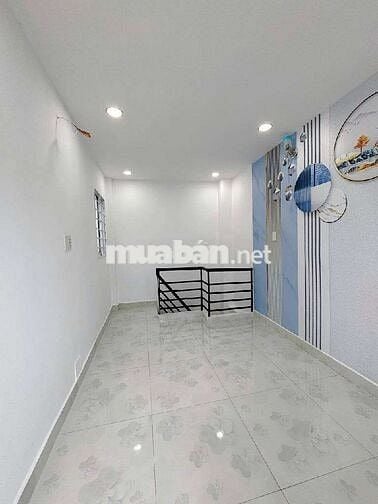 Bán Nhà Đẹp ,xinh , vali vô ở ngay , Chiến Lược , Bình Tân